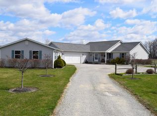 18320 Pine Ln, Marysville, OH 43040