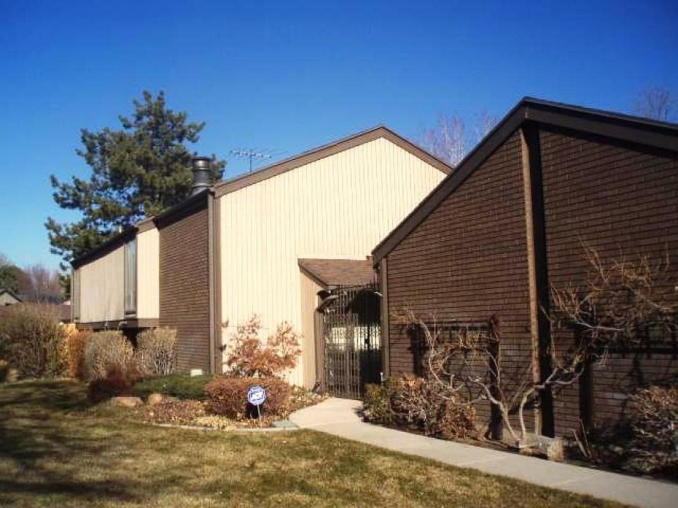 1st image of 1693 Cannes Way