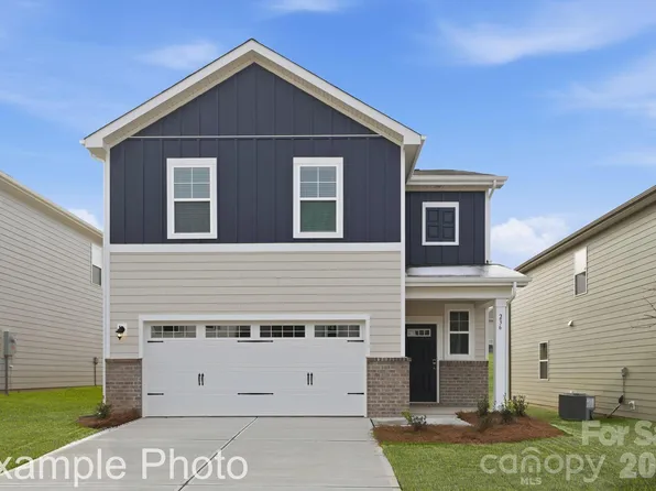 2943 31st St NE, Hickory, NC 28601