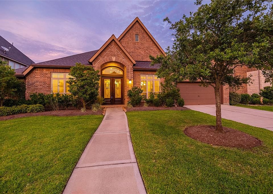 1st image of 2407 Haven Hill Dr