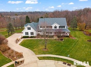 5970 Craigin Bluff Ct, Bettendorf, IA 52722