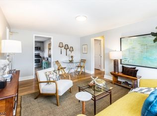 285 Hackensack St #85B, East Rutherford, NJ 07073