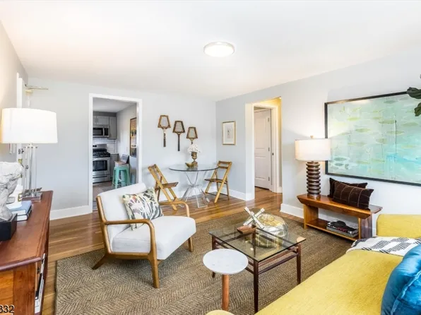 285 Hackensack St #85B, Wood-Ridge Boro, NJ 07073