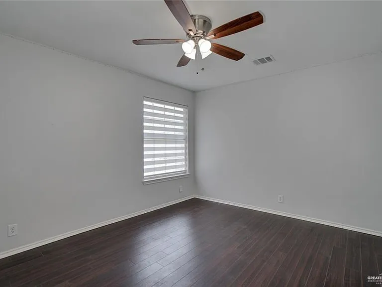 3205 San Fabian St — Photo 30