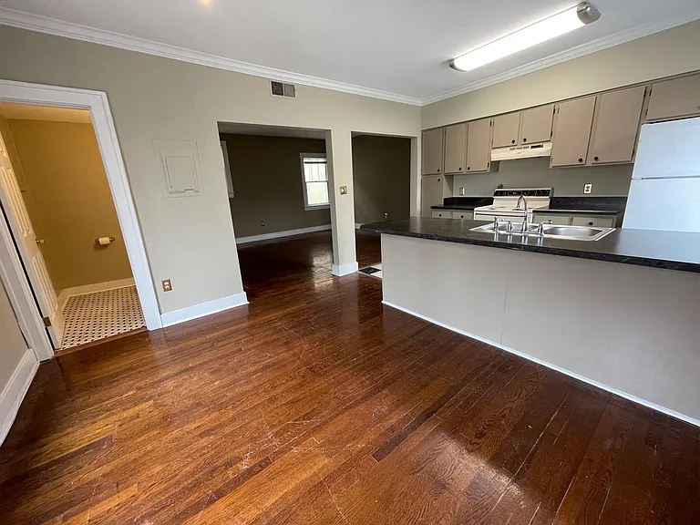 1808 Eastern Pkwy #8 — Photo 9