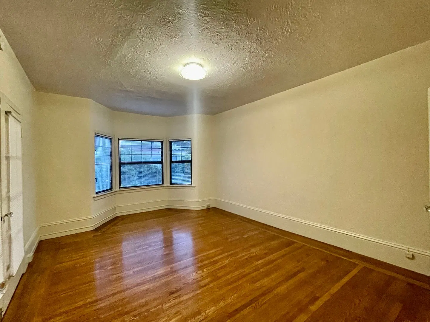 170 Parnassus Avenue (047r) — Photo 2