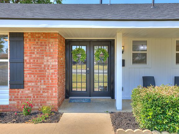 4th image of 5600 Baylor Dr