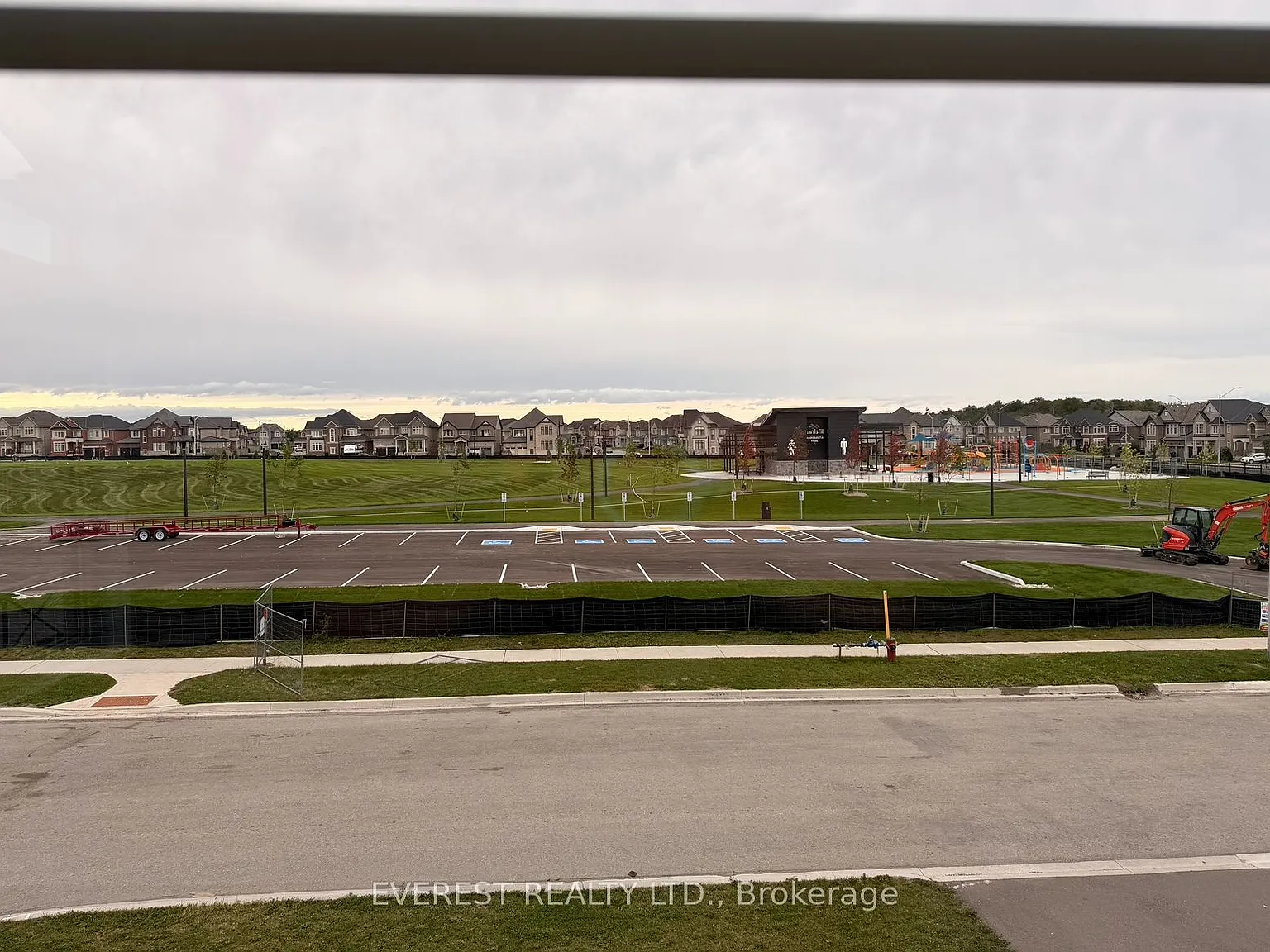 4 bed, $4,999 — Photo 4
