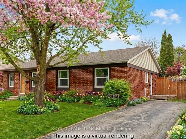 23 Spearman Ln, Ottawa, ON K2L 1Y6