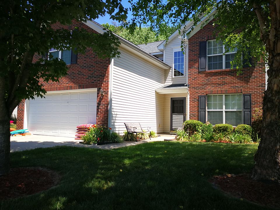 1st image of 2701 Bridgeville Ln