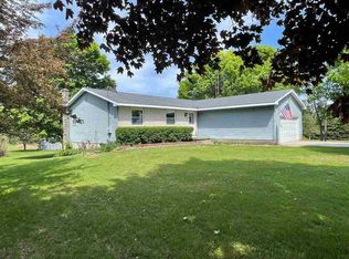 4455 Beatty Rd, Charlevoix, MI 49720