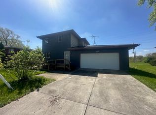 112 Minton St, Joliet, IL 60436