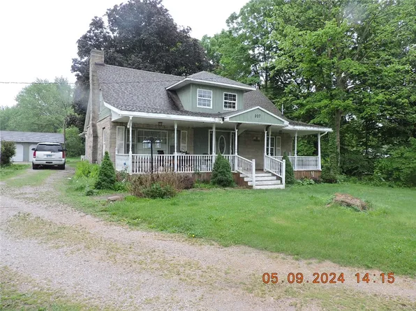 207 N Daisy Ln, Danville, IL 61834