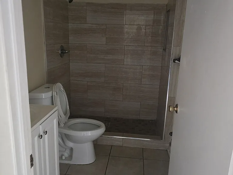 2440 S Palmetto Ave #D — Photo 18