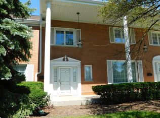 8 N Tower Rd, Oak Brook, IL 60523