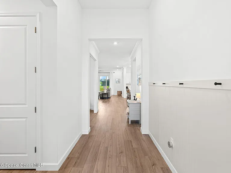1029 Cavailian Pl NW — Photo 3