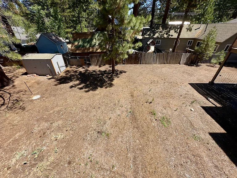 871 Glorene Ave #B — Photo 22
