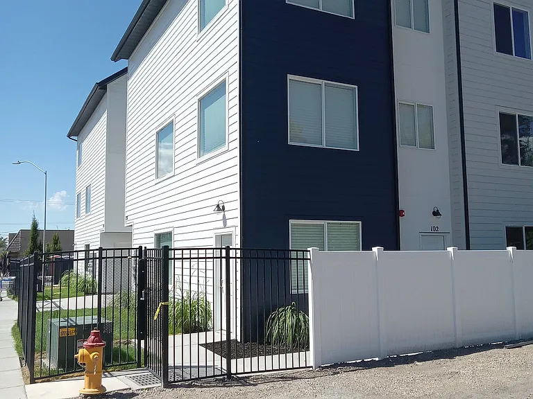 238 W Paramount Ave #102 — Photo 19