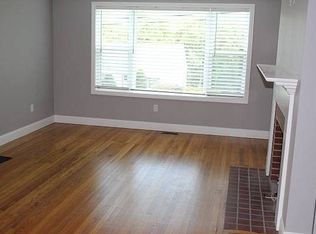 162 Pleasant St, East Longmeadow, MA 01028
