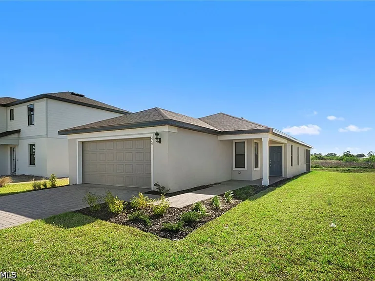 270 Silent Lake Dr — Photo 2