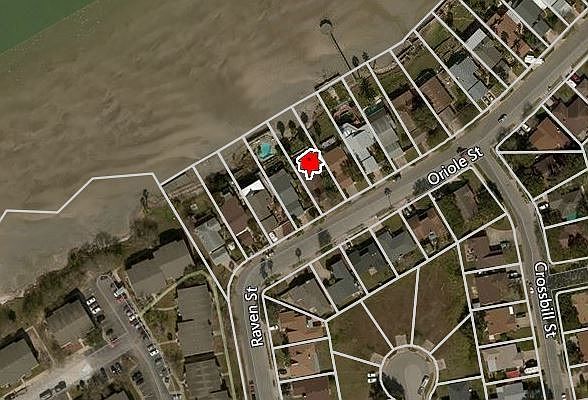 1st image of 950 Oriole St