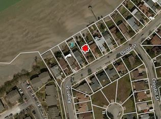 950 Oriole St, Corpus Christi, TX 78418