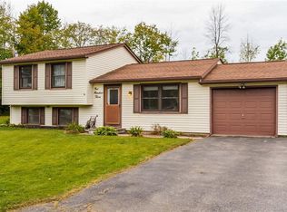 103 Elmford Rd, Rochester, NY 14606