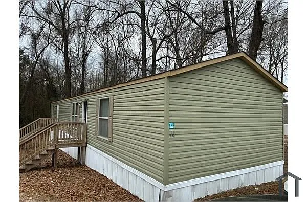 Building Photo - 2621 Jeffersonville Rd #76