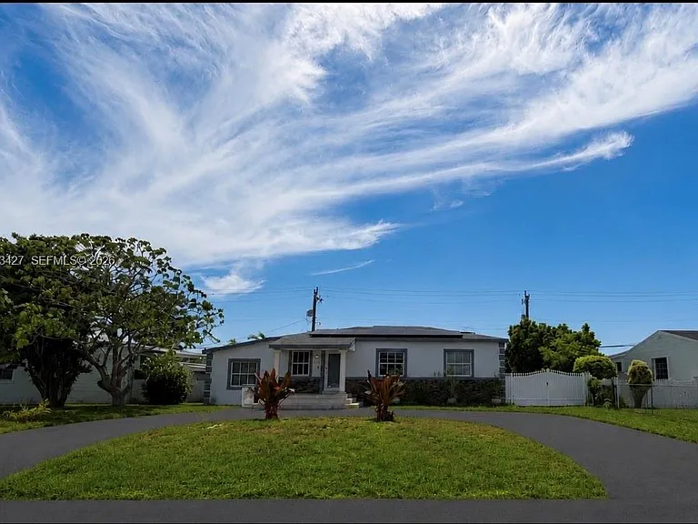 1701 SW 72nd Ct — Photo 23