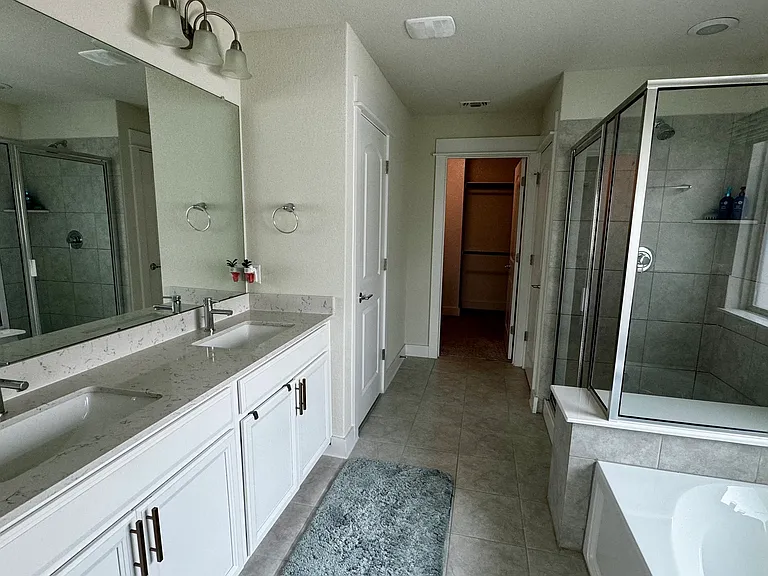 15810 Odair St — Photo 17