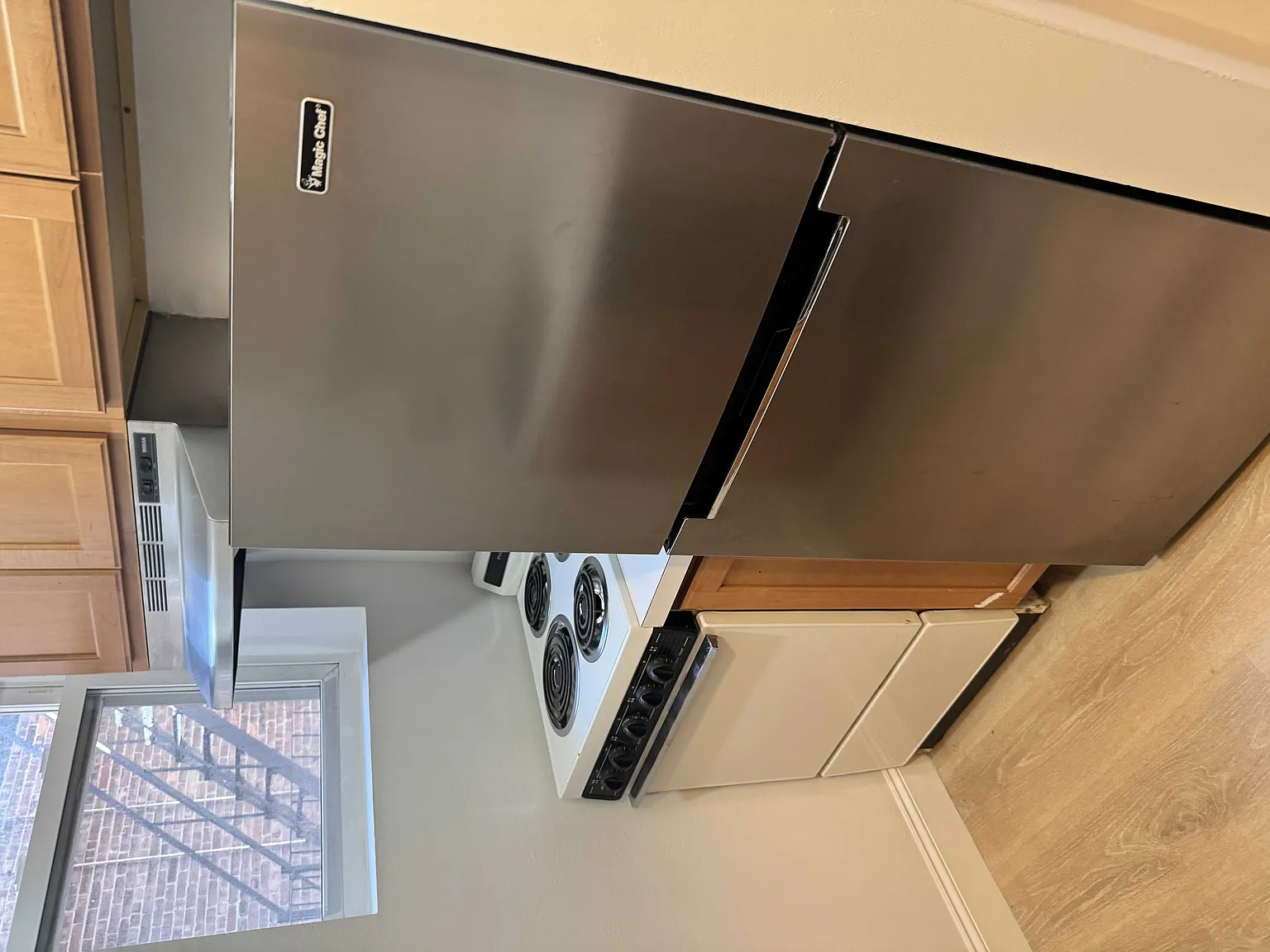 2 bed, $3,100 — Photo 2