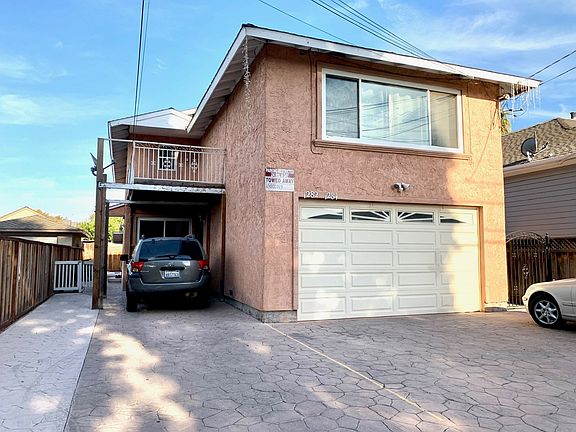 2nd image of 1284 Plum St #1284