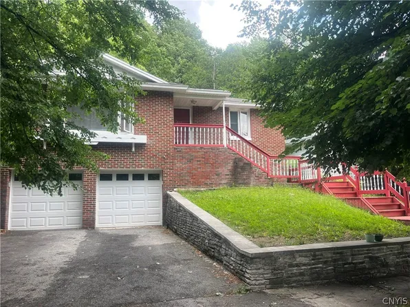 605 Crawford Ave, Syracuse, NY 13224
