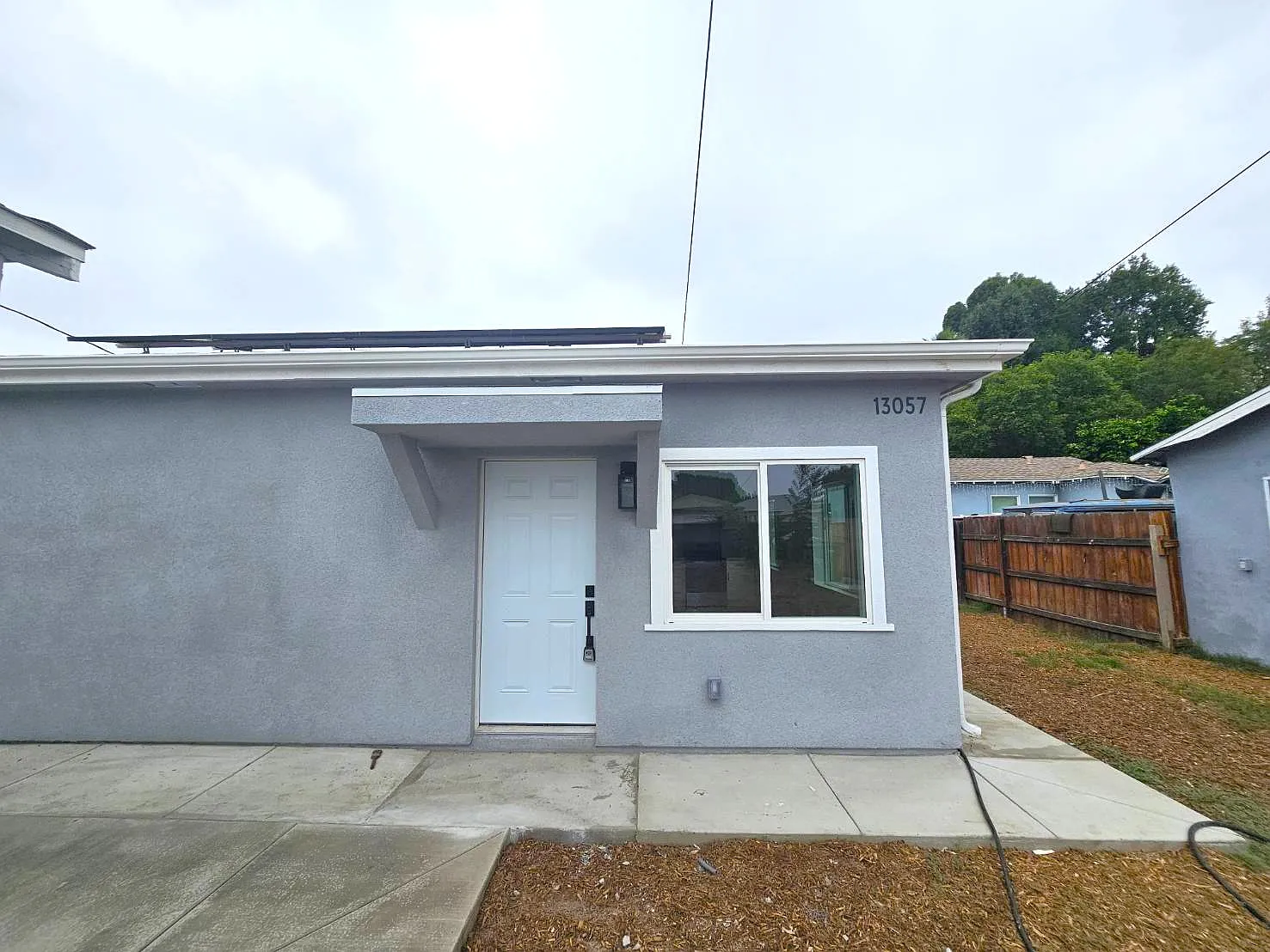 2 bed, 645 sqft, $1,945 — Photo 2