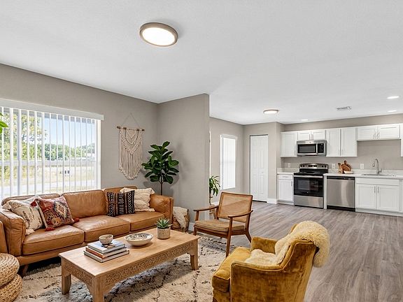 3rd image of 2703 Ansel Ave S #2703