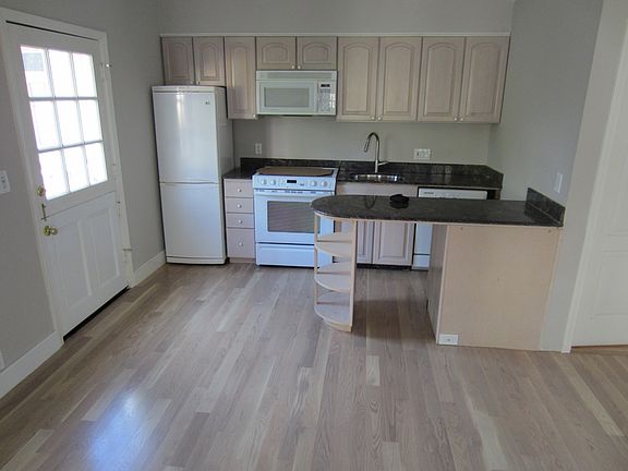 2nd image of 3948 J St #5
