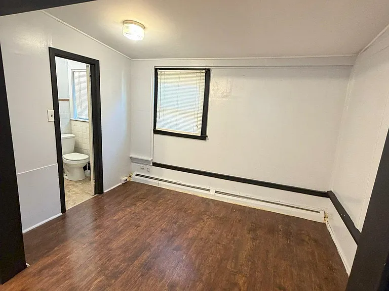 225 Wood St #1 — Photo 6