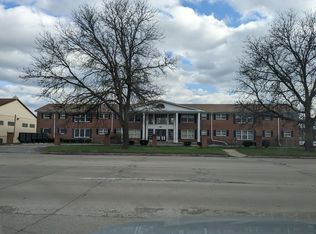 25301 Five Mile Rd APT 207, Redford, MI 48239