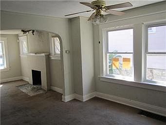 5th image of 106 White Ave