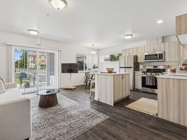 355 Bradley Blvd #B318