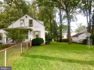 305 Adahi Rd SE, Vienna, VA 22180