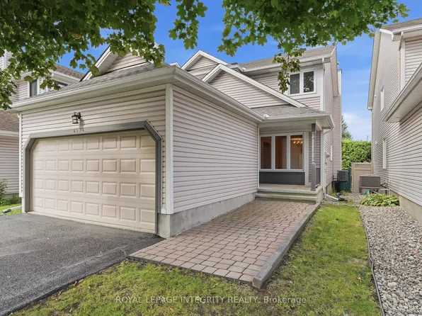 6536 Tooney Dr, Ottawa, ON K1C 7G9