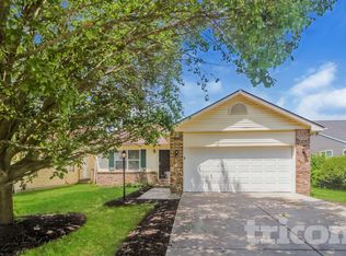 4020 Waterfield Dr, Indianapolis, IN