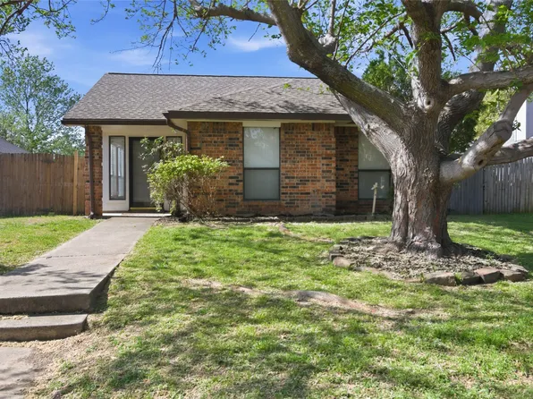 4708 Jasmine Dr, Fort Worth, TX 76137