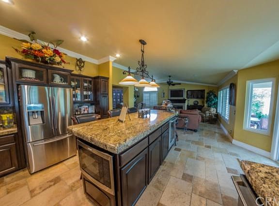3rd image of 2202 Lonestar Dr