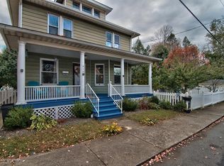 413 Colbert St, Stroudsburg, PA 18360