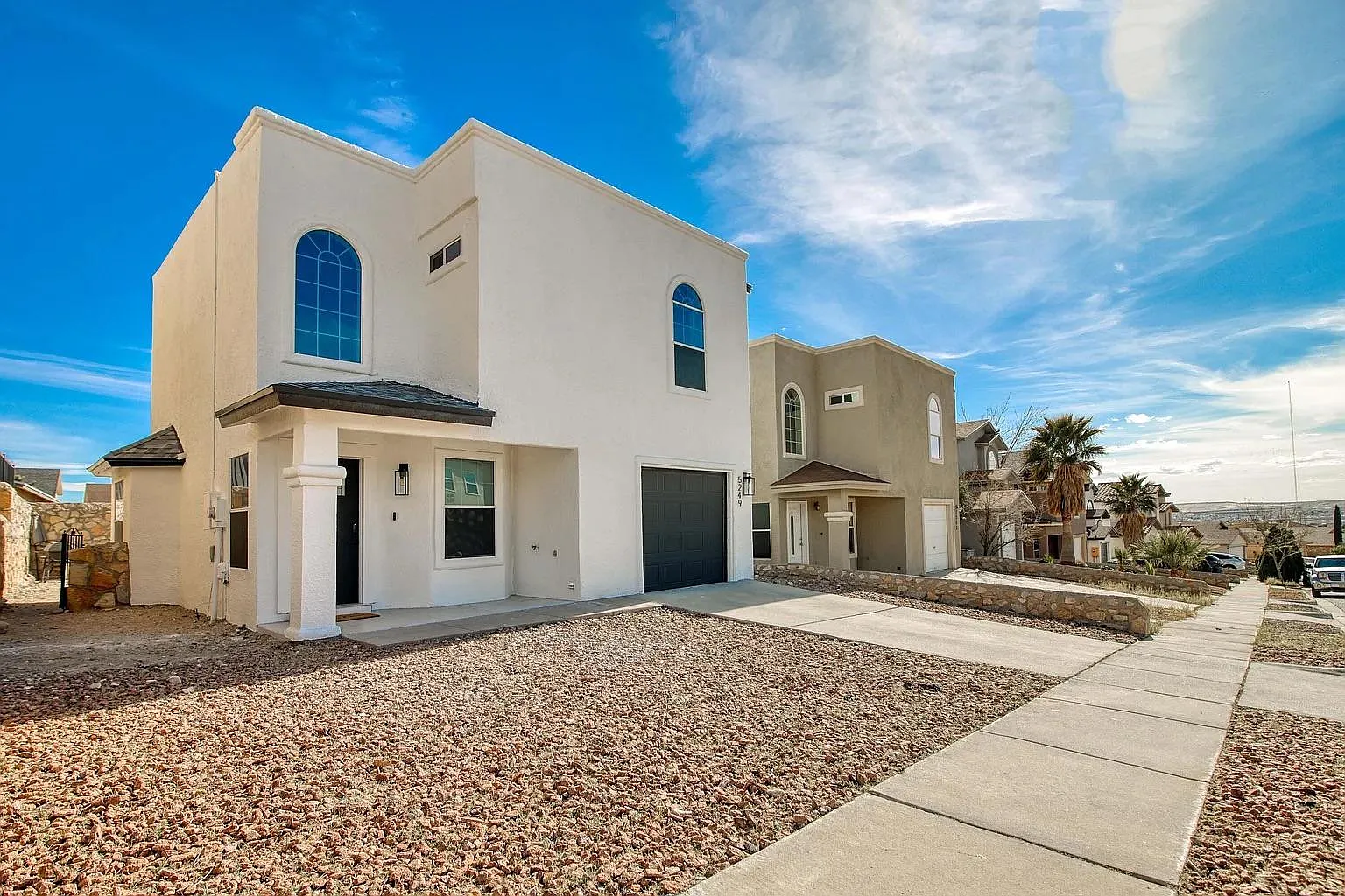 5249 Jose Cardenas Ln — Photo 2