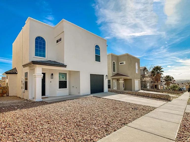 5249 Jose Cardenas Ln — Photo 2