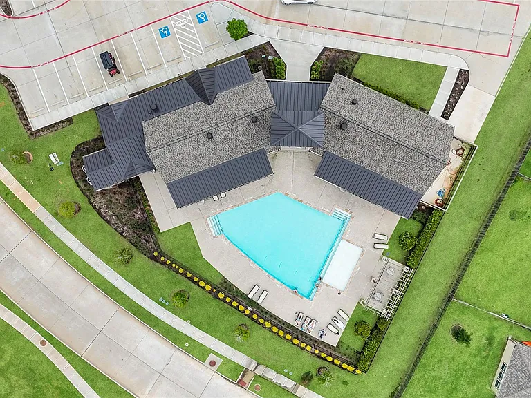 7103 Blue Oak Dr — Photo 22
