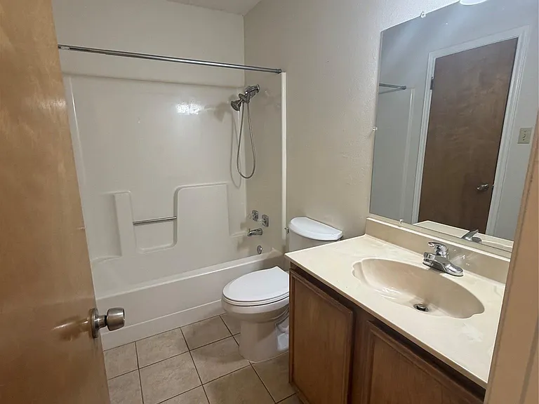 11101 Oak Branch Dr — Photo 33